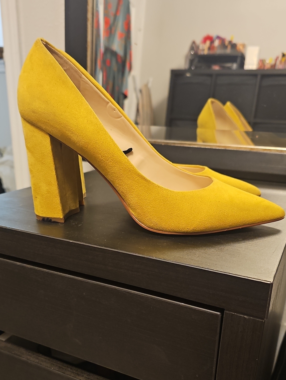 Classic Pointed-Toe Block Heel Pumps in Mustard Yellow